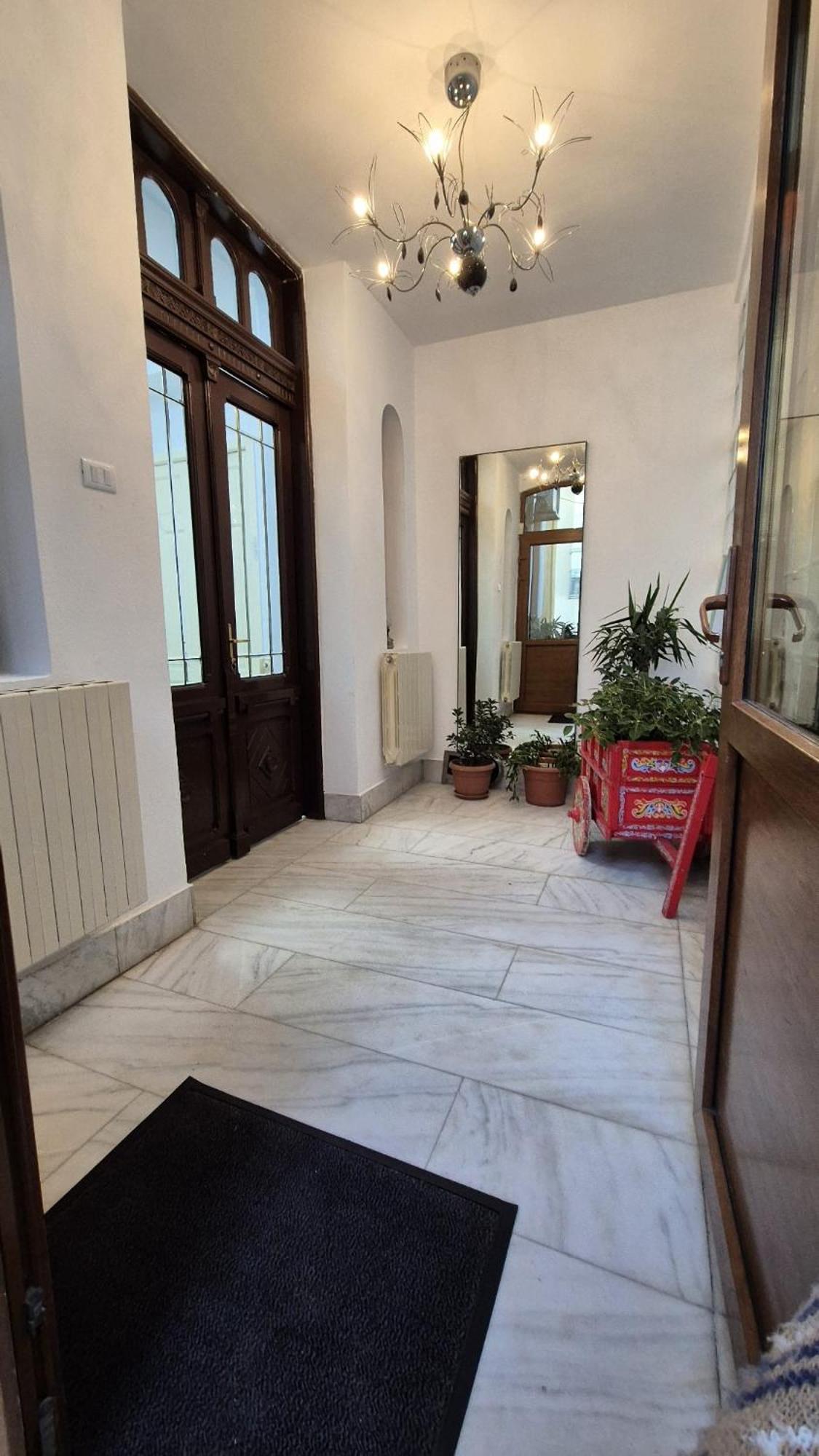 Boutique Old 1